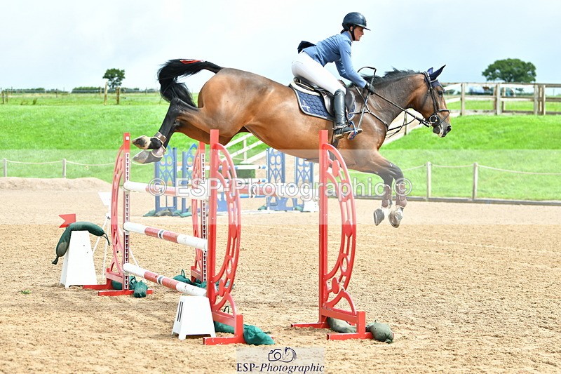 230805A-120105-00316 - Cls 3 Snr Foxhunter & 1.20m Open