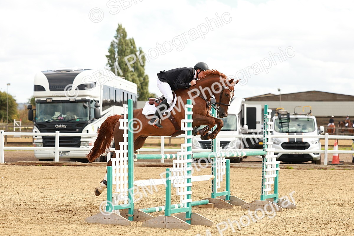 SBM_001391 - Class 4 - Senior Newcomers - 1.10m