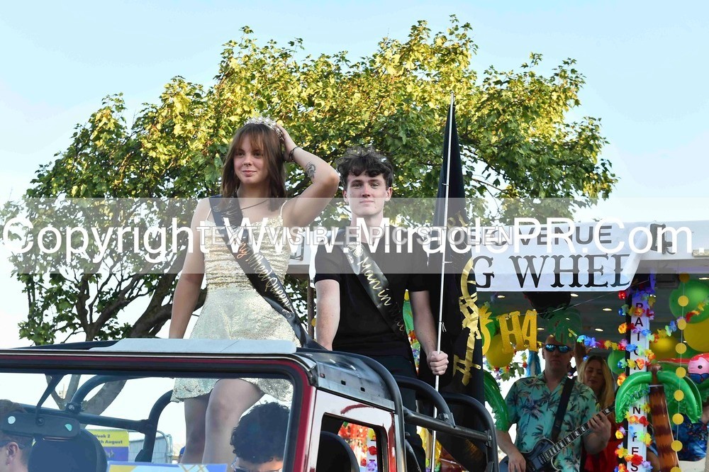 SH4_3450 - Carnival Procession.