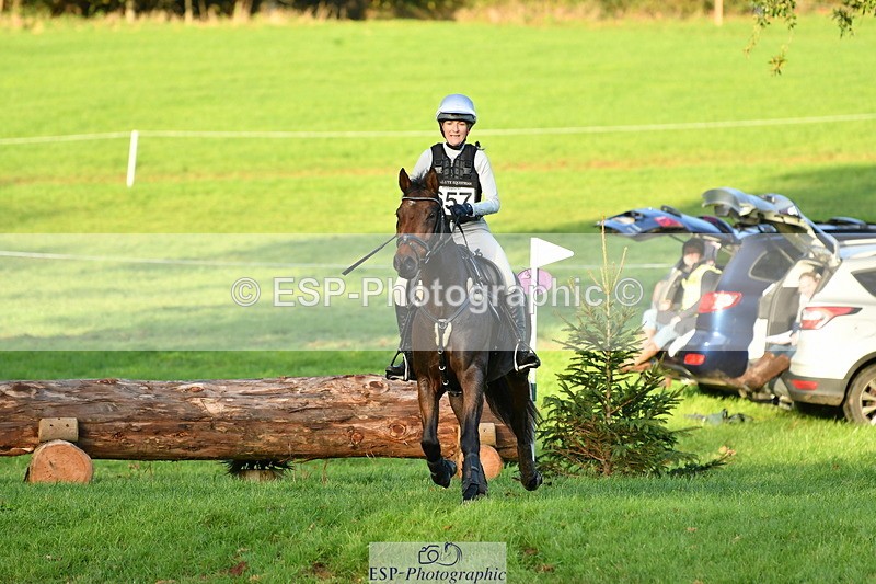 251025A-165600-22287 - H-657-Julie.Adams