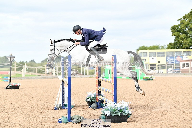 240915A-120933-09841 - Cls 27 Snr 1.05m & 1.10m GP