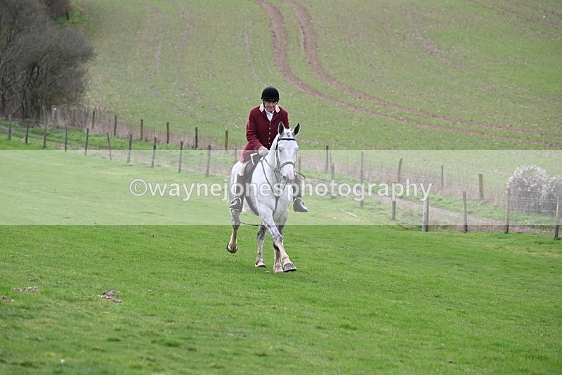 WJ6_9049 - Line Three