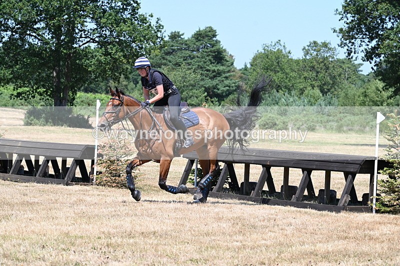 WJ7_5508 - Time 12:37 to 12:38 last rider