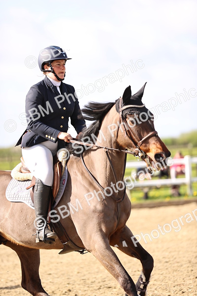 SBM_003021 - Class 15 - Senior British Novice - 90cm