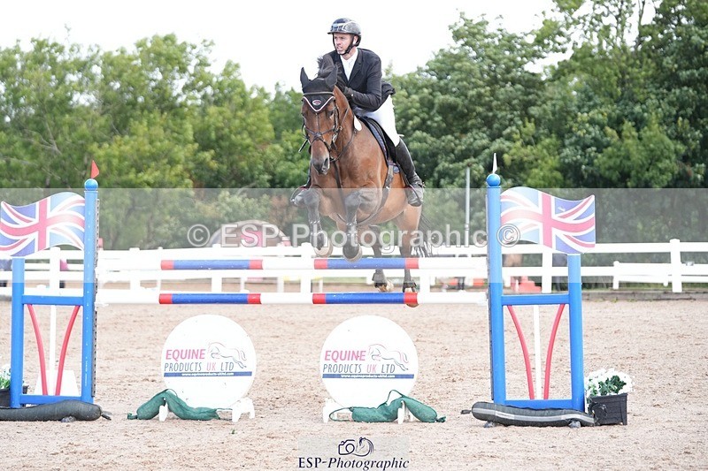 250720-094153-18204 - Cls16, 1 Star Silver Tour Accumulator