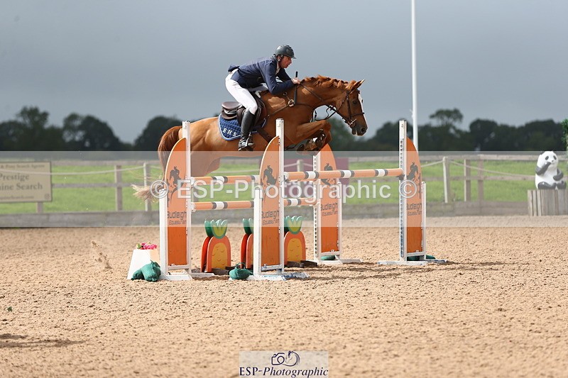 230812A-121202-08798 - Cls 32 Foxhunter