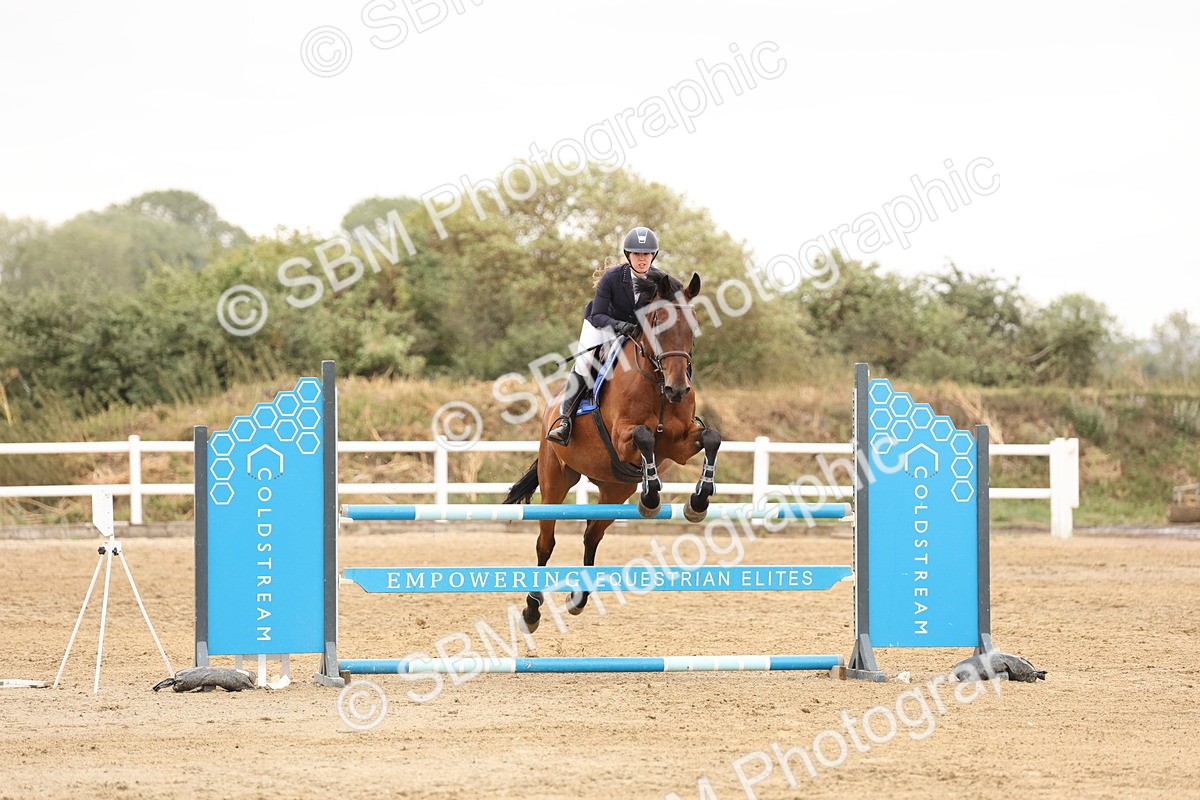 SBM_023936 - Class 6 - Senior Newcomers 1.10m