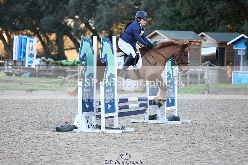 250209A-085004-00092 - 70cm