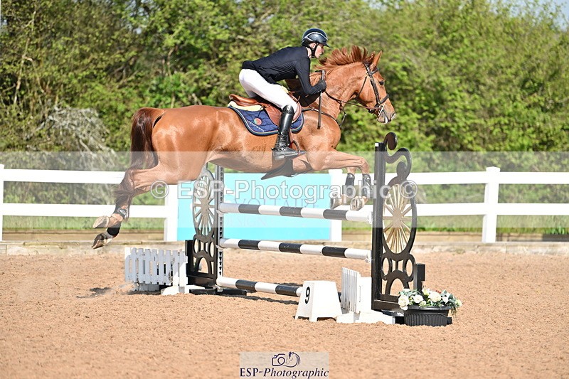 240509A-095122-00266 - Cls 1 British Novice and 90cm Open