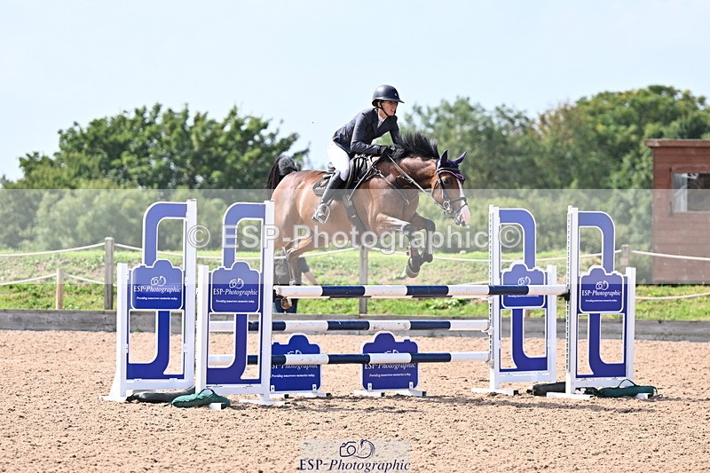 240828A-140638-00793 - Cls 4 Snr Newcomers and 1.10m Open