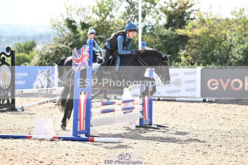 250821B-155344-00633 - Group B - Danielle