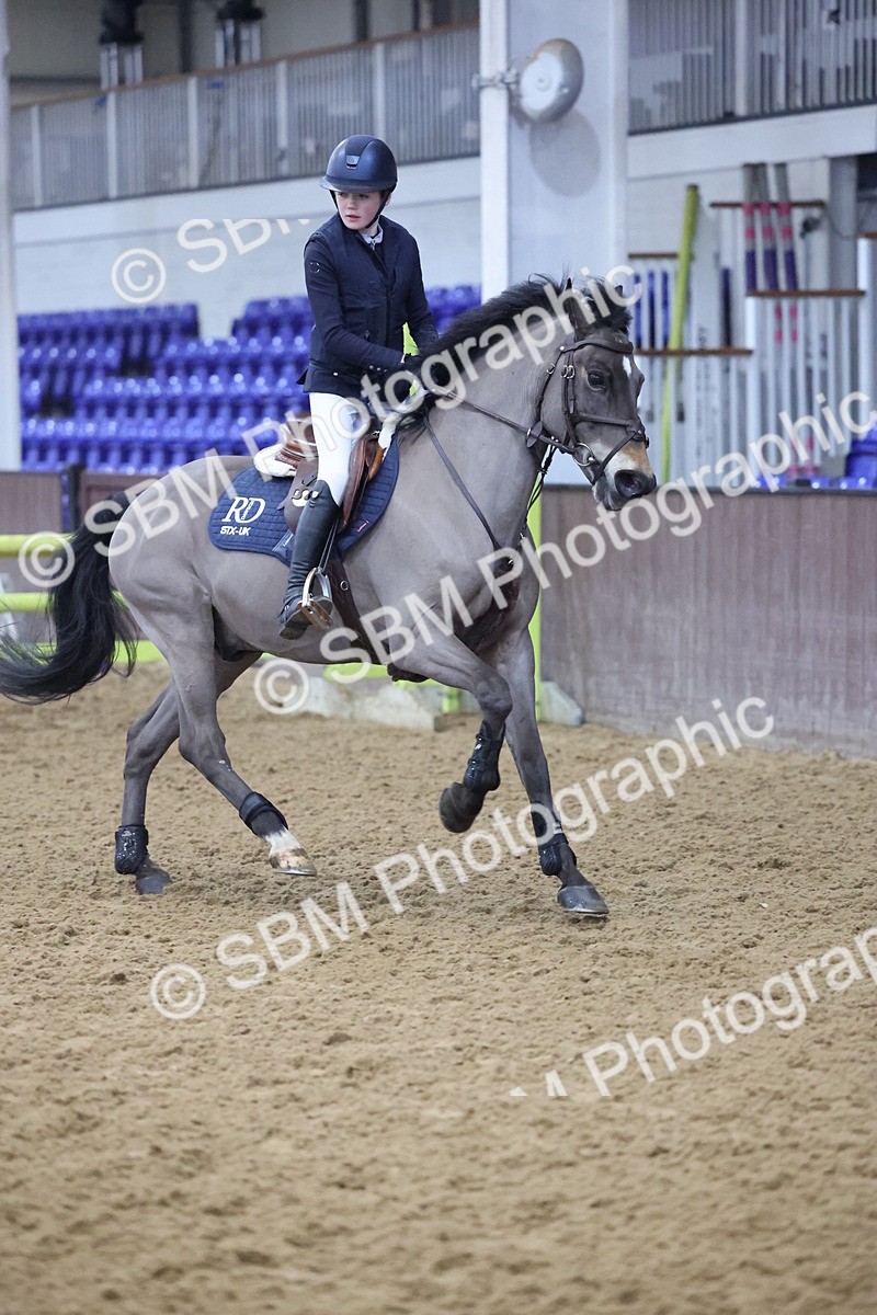 SBM_003453 - Class 11 - Blue Chip Pony Newcomers - 1.00m Open