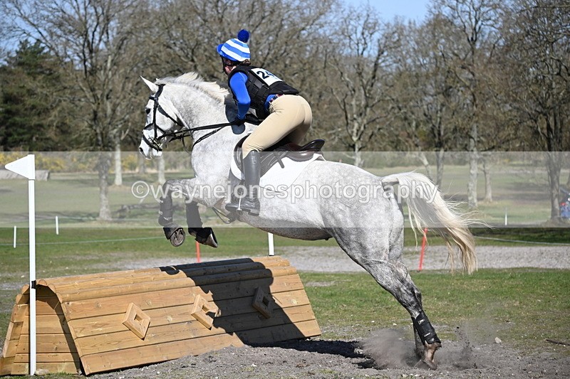 WJ6_3689 - Time 12:36 to 12:55