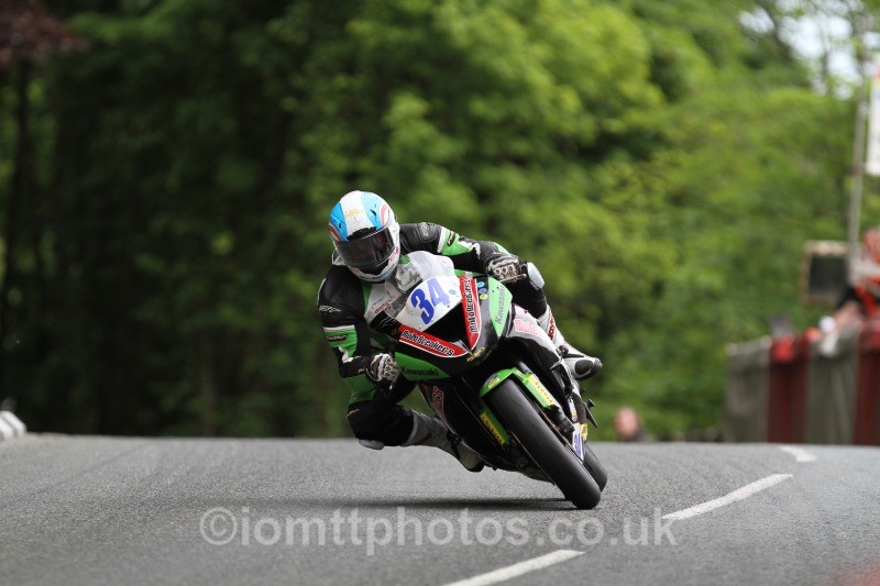 34 - Monster Energy Supersport Race 1