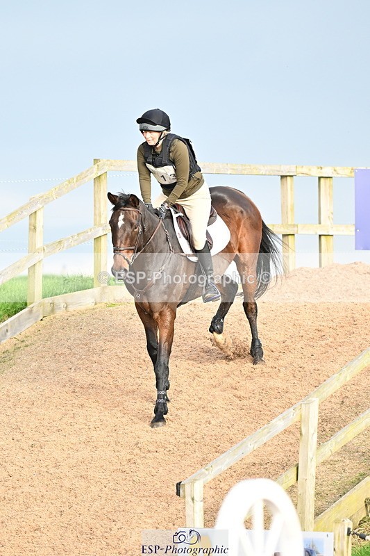 241110A-140905-01212 - 90cm 14.00 to End