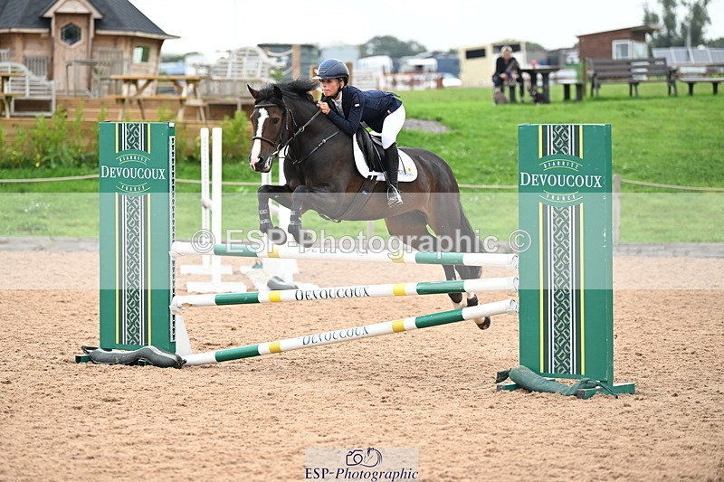 240907A-142102-02324 - Cls 4 Pony Big Team 95cm & 1.05m