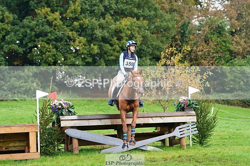 251025A-104306-17154 - D-359-Chloe.Richards