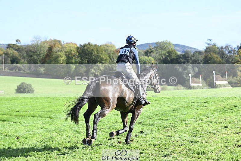 251024A-125419-11312 - B-142-Harry.Hodge