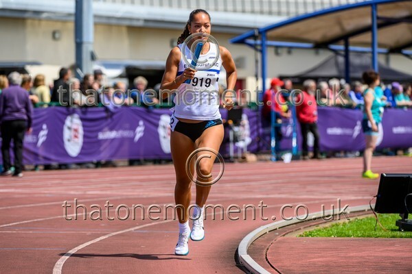 Relays26-922052 - Female Set Three