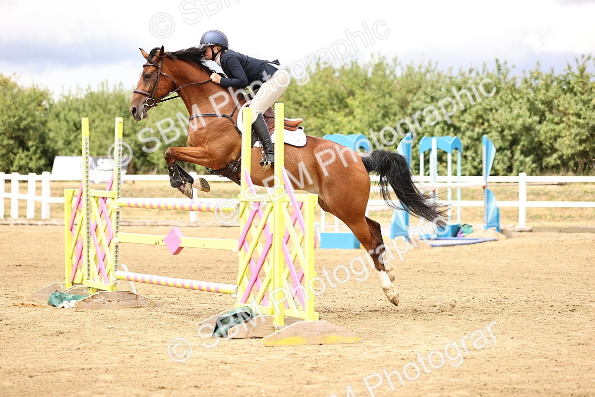 SBM_026848 - Class 13 - Senior Newcomers - 1.10m