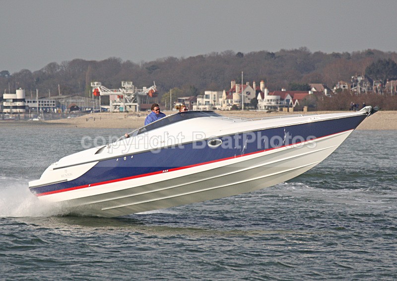 090405 AVIATOR IMG_1529 - Motorboats - Open