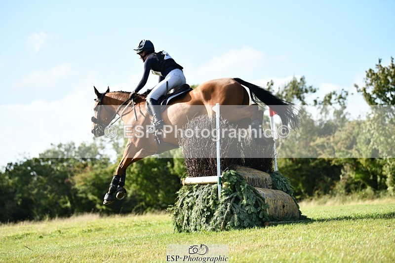 250831-171313-00357 - Q-819-Eve.Egginton