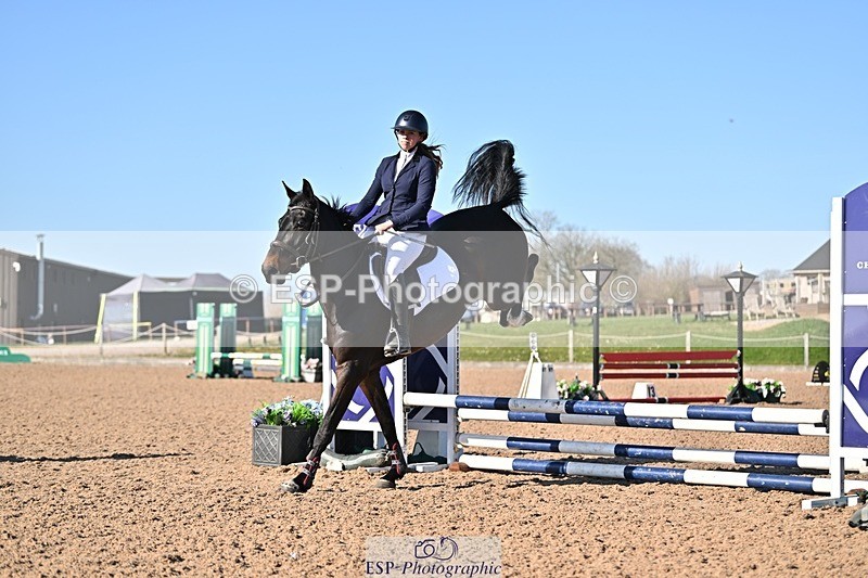 250401-163737-00166 - 60cm classes