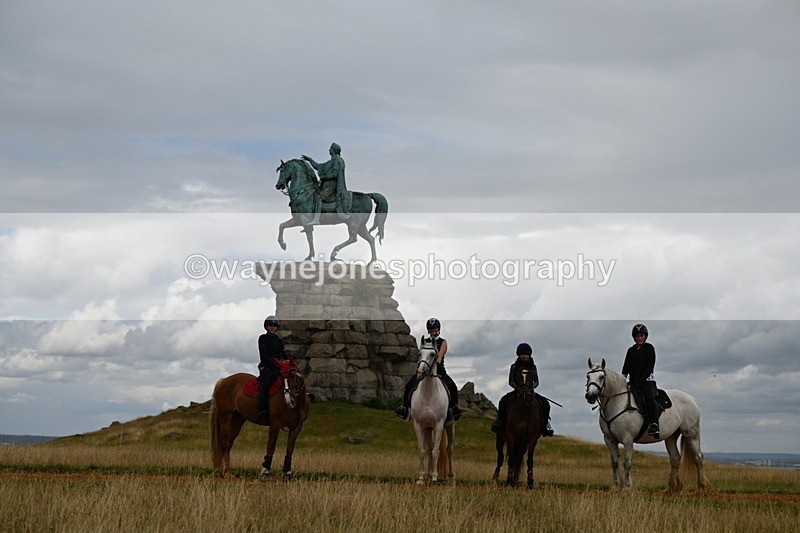 DSC_9137 - Time at Statue 14:33 to 15:10