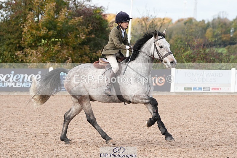 251026-121410-02347 - Cls 4 Pony Winter Novice + 80cm Open