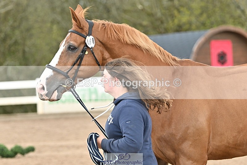 240417A-131015-00290 - 1pm to 2pm