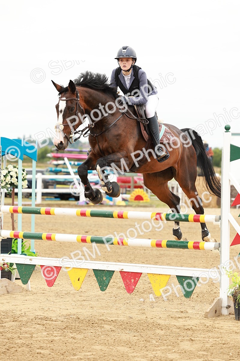 SBM_016689 - Class 20 - Senior Newcomers - 1.10m