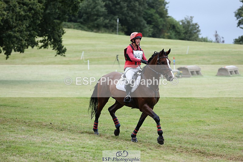 240825X-180151-38467 - 80cm XC 17.30 to End