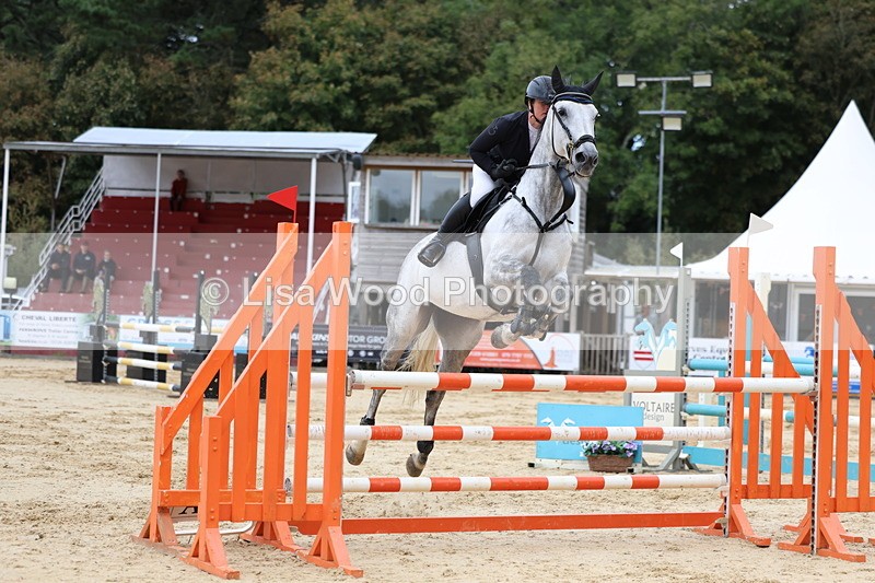 3E7A2965 - Class 7: Senior 1.05m