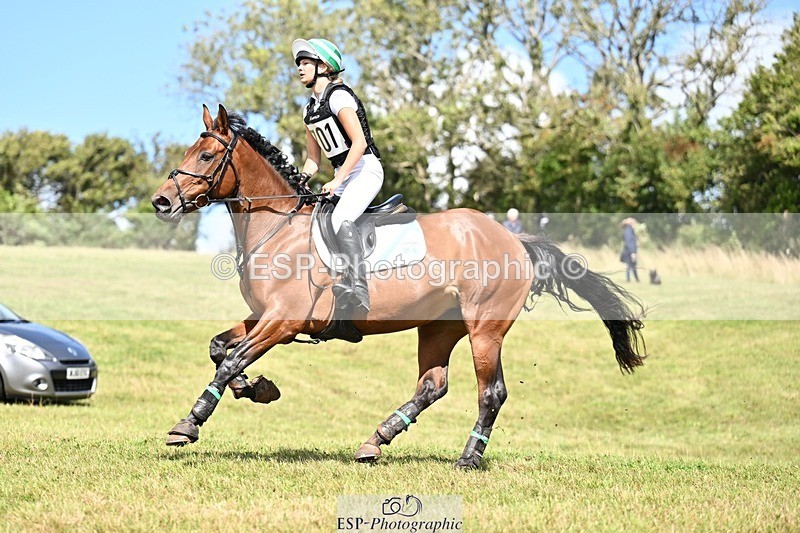 250831-142913-10924 - O-701-Bella.Moore