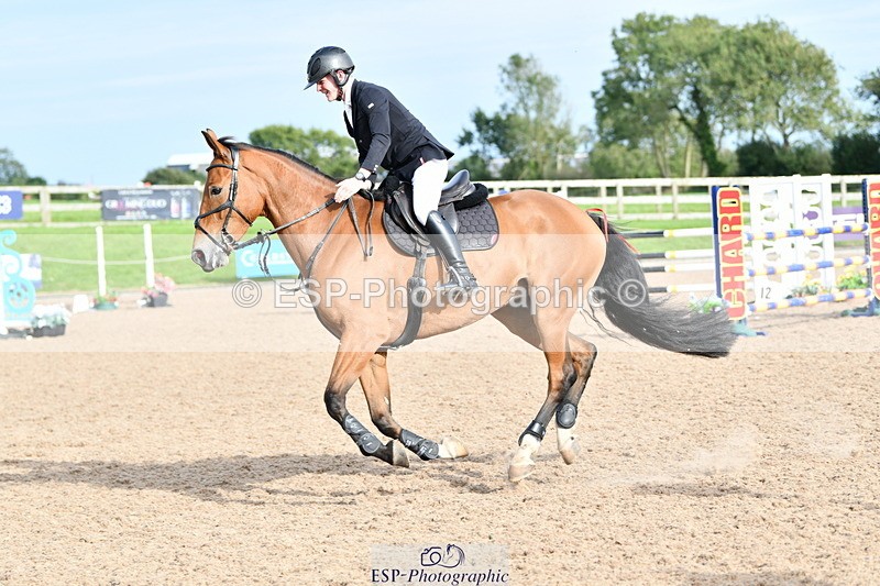 240915A-163957-11072 - Cls 30 Snr Foxhunter