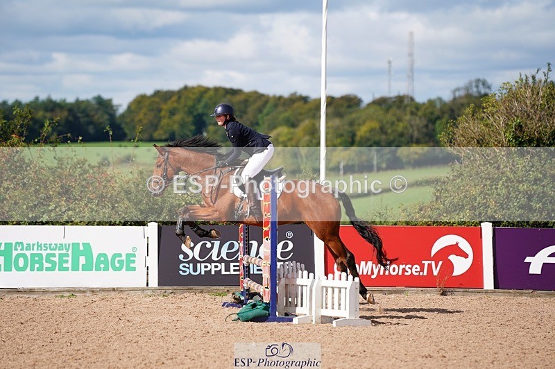 250921-114108-02764 - Cls 21+22 Club and Schools 70cm