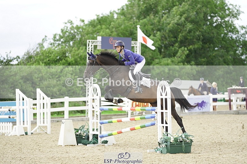 230728A-150650-02601 - Cls 11 1.05m Amateur Quali