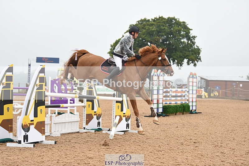 230916A-105204-03934 - Cls 14 Snr Foxhunter