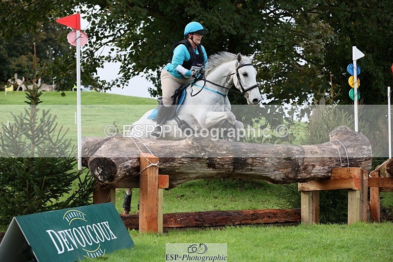 231021-095101-13178 - 610-WESTEND.STEVIE-Marie.Spillane-SC+XC