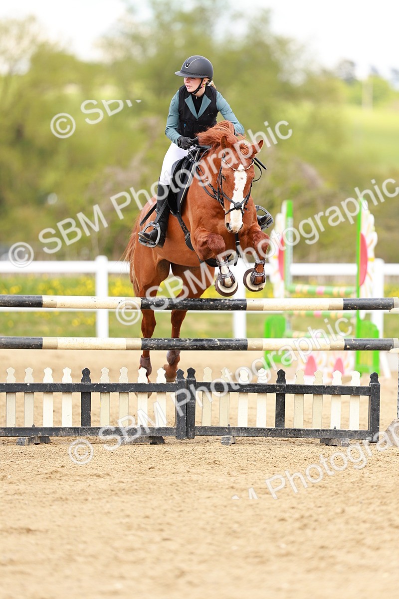 SBM_002083 - Class 4 - Senior Newcomers - 1.10m