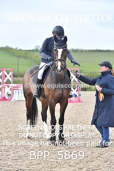 BPP_5869 - CLASS 24 SUN Senior British Novice/ 90cm Open