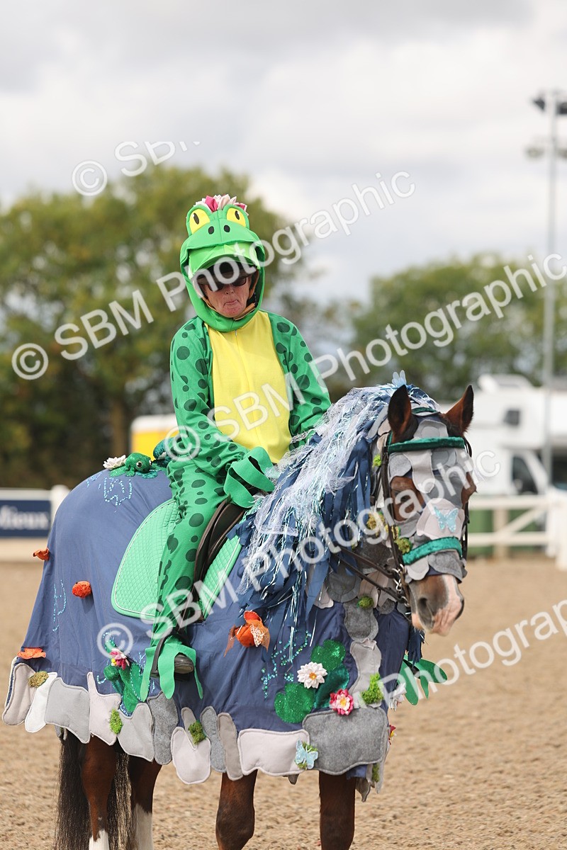 SBM_05061 - Class 21 - Fancy Dress