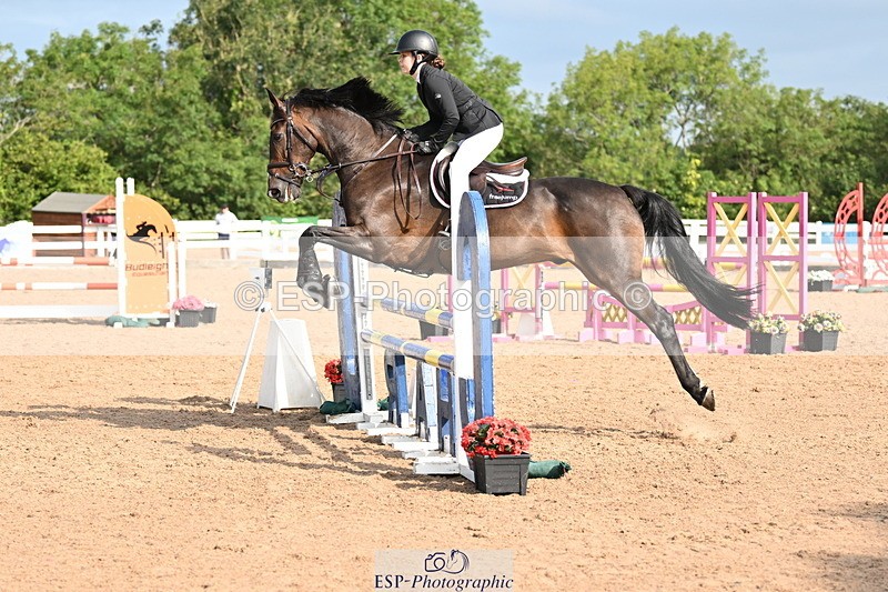 240802A-091446-03337 - Cls 21 A&B Brit Nov & 90cm Open