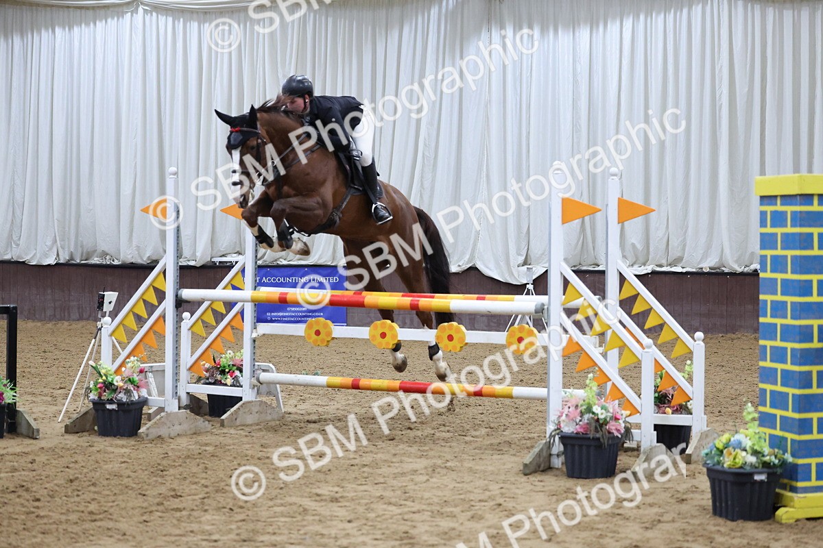 SBM_006575 - Class 23 - Senior Newcomers - 1.10m Open