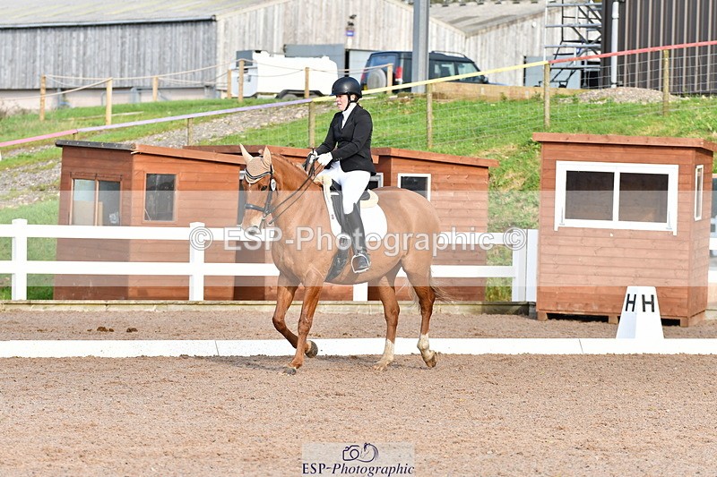 231104A-125252-00579 - Cls 12 Music Medium