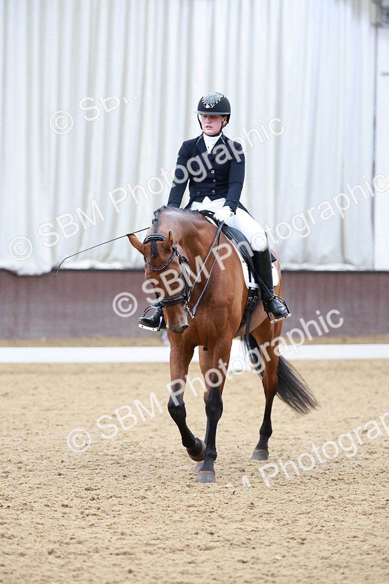 SBM_021041 - Class 13 - FEI INT I - 16.26-17.14