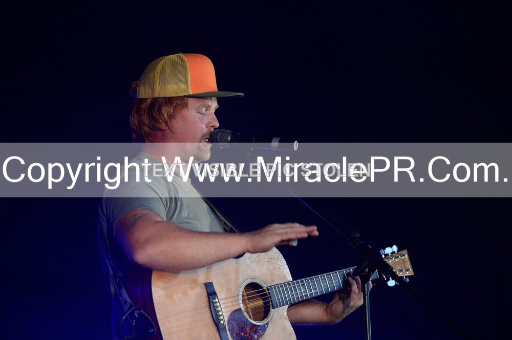 MSF_5525 - Sing it like Sheeran.