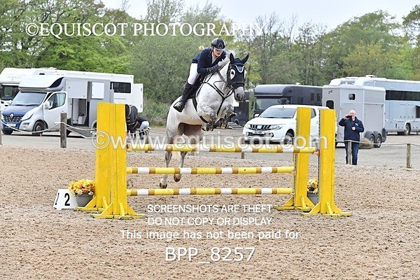 BPP_8257 - CLASS 19 SAT CLASS 19 SAT Senior Newcomers/ 1.10m Open