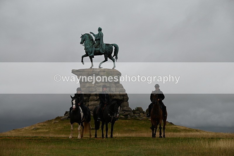 DSC_2705 - Time at Statue 12:34 to 12:56