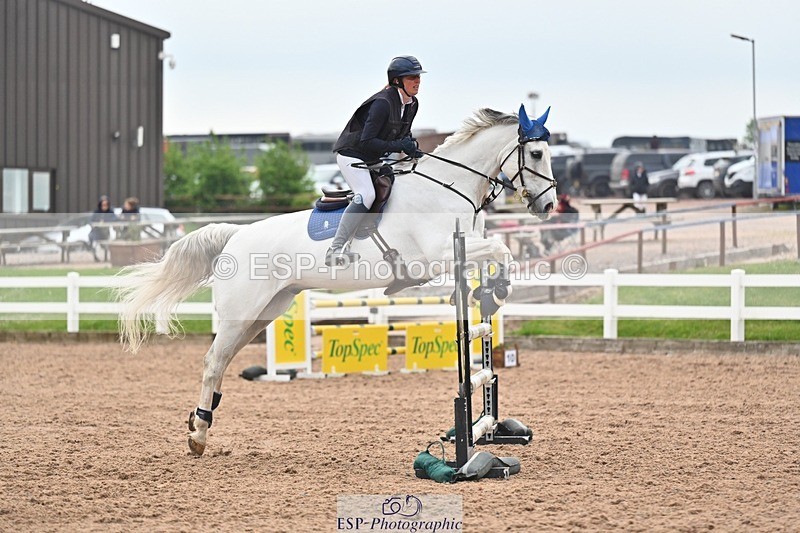 260508-092216-04428 - Cls 17 British Novice and 90cm Open